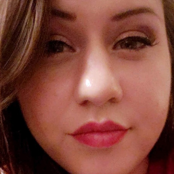 Meet your Posher, Ivana-vanessa - Picture 1 of 1